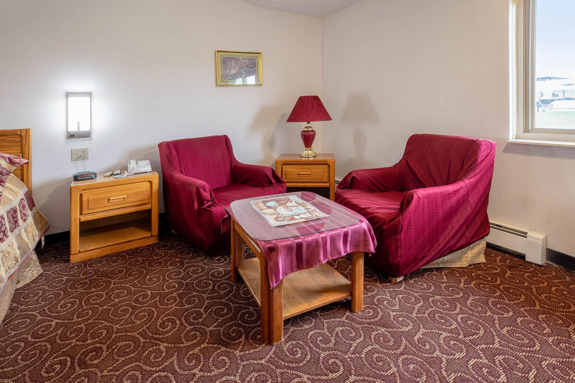 Oyo Hotel Chesaning Route 52 & Hwy 57 Exteriör bild