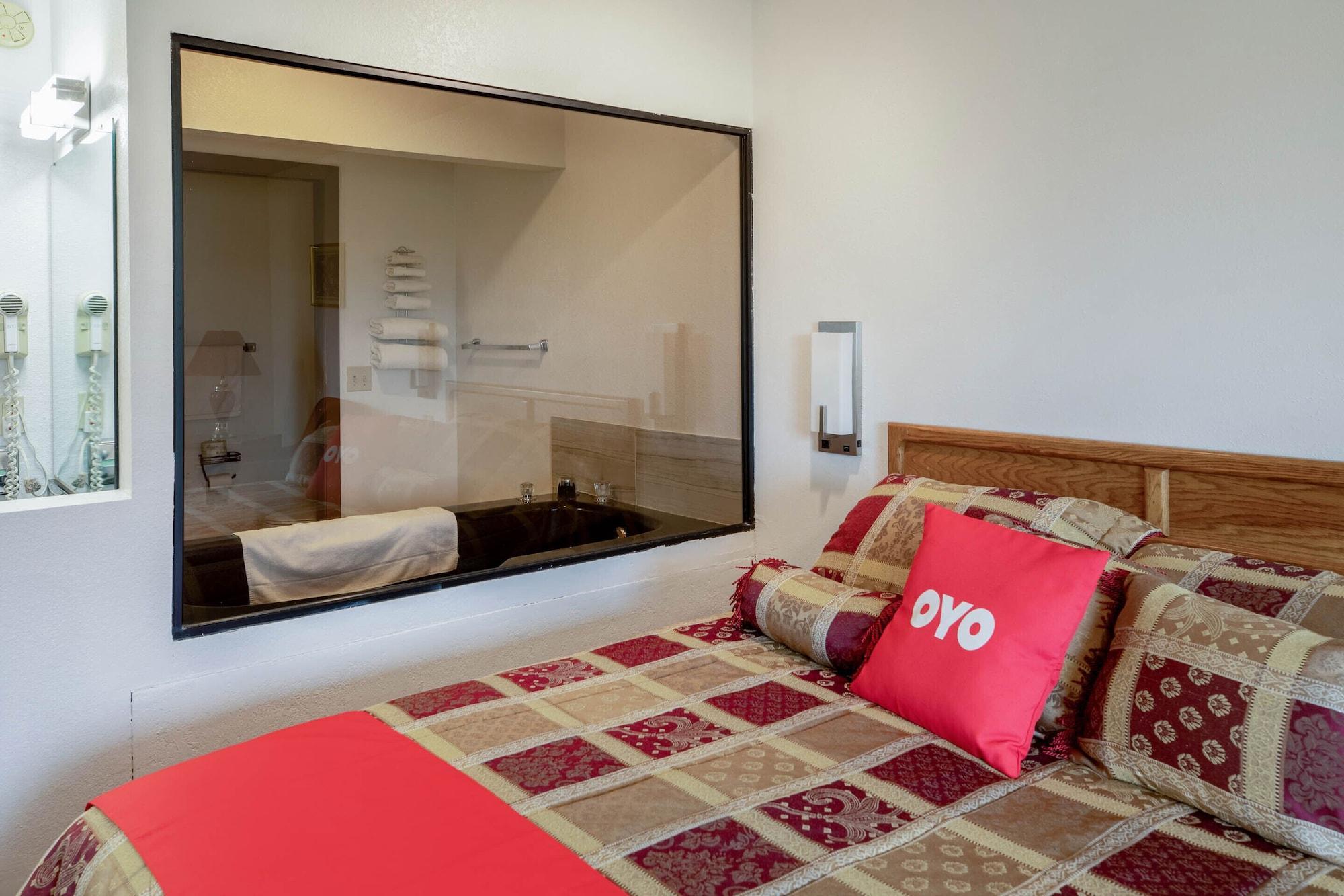 Oyo Hotel Chesaning Route 52 & Hwy 57 Exteriör bild
