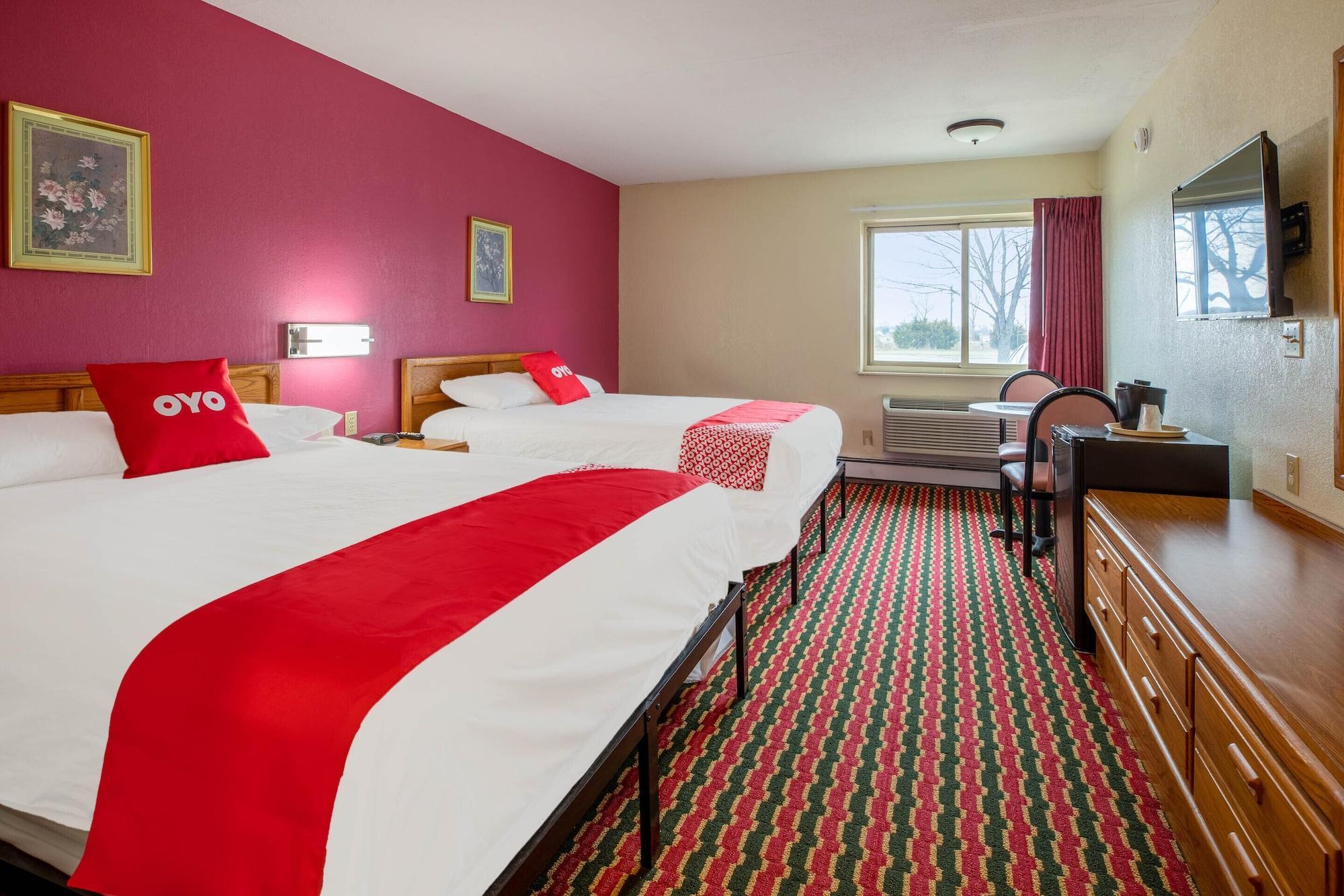 Oyo Hotel Chesaning Route 52 & Hwy 57 Exteriör bild