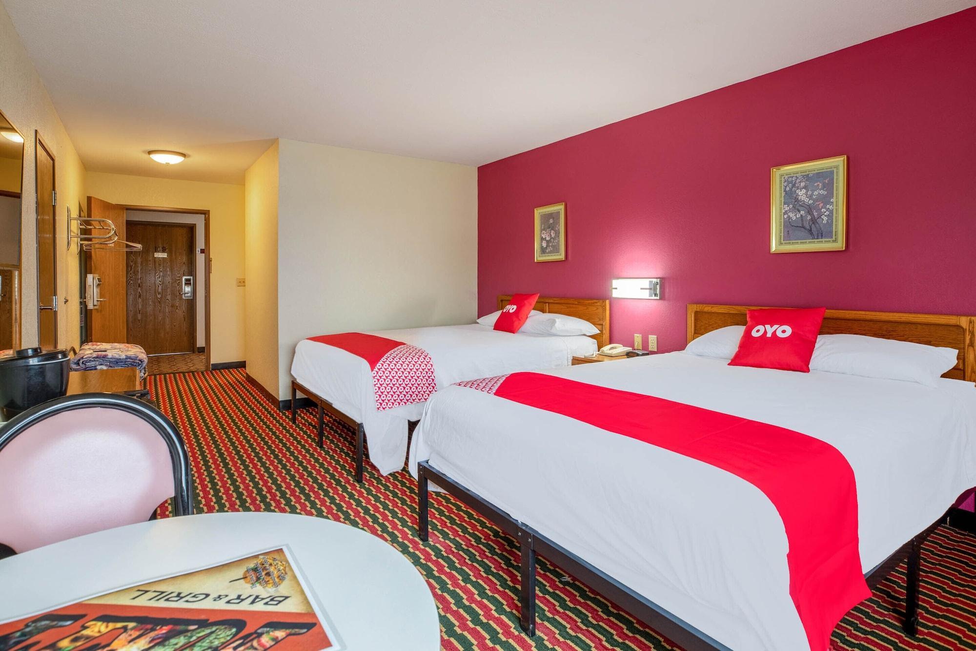 Oyo Hotel Chesaning Route 52 & Hwy 57 Exteriör bild