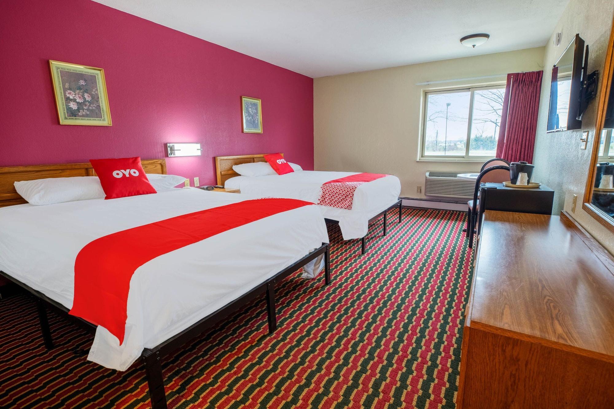 Oyo Hotel Chesaning Route 52 & Hwy 57 Exteriör bild